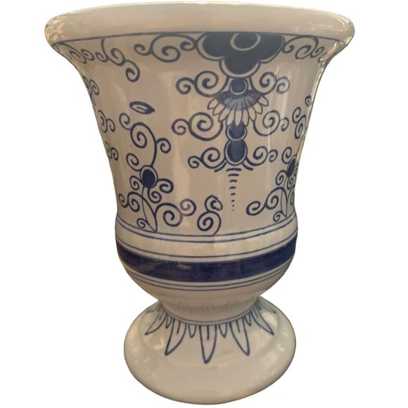 OUD Other - OUD Williamsburg Restoration DELFT 6” Vase Footed Blue and White Made in Holland